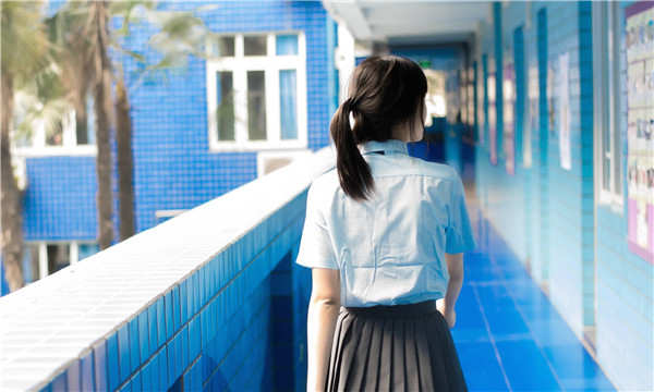 海北如何找到一个可以帮助我生孩子的女人？